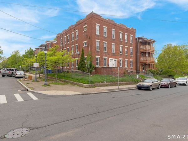 143 Putnam , Hartford, CT 06106