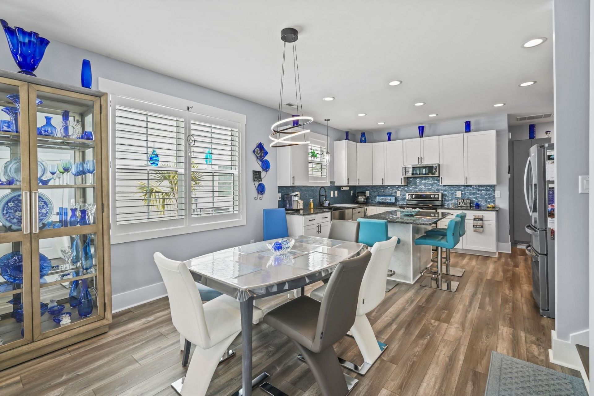 707 Elizabeth Dr. Photo 14