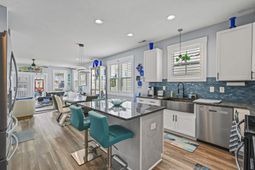 707 Elizabeth Dr. photo 4