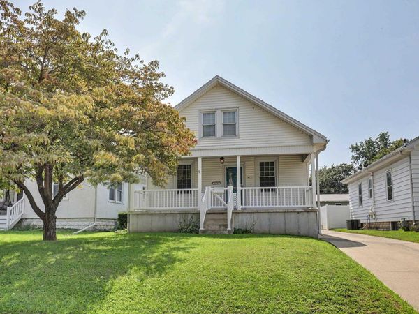 2106 JEFFERSON Street, Quincy, IL 62301