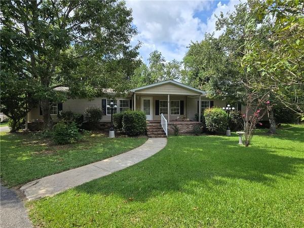 9270 Ben Hamilton Road, Theodore, AL 36582