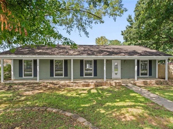 1040 Smokerise Drive, Mobile, AL 36695