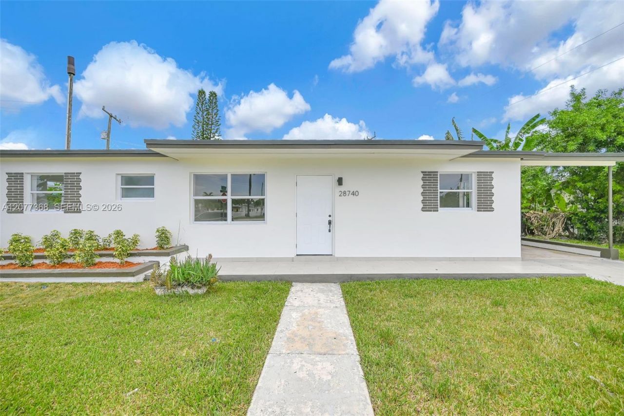 28740 SW 143rd Ct , Homestead, FL 33033 Photo