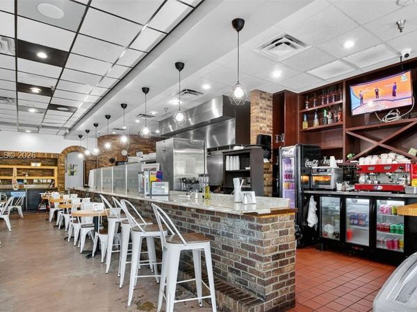 Restaurant and Bar For Sale In Coral Springs , Coral Springs, FL 33071