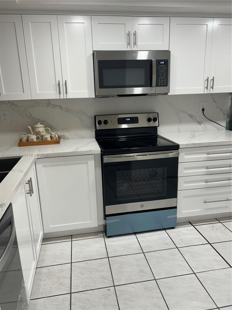 12242 SW 16th Ter , Unit 102-L, Miami, FL 33175 Photo