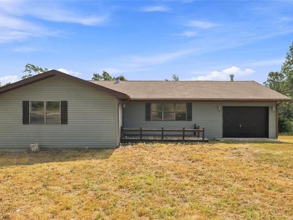 13906 Elm Drive, Plato, MO 65552
