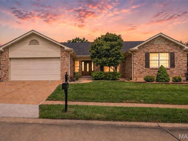 5305 Ambs Court, St Louis, MO 63128