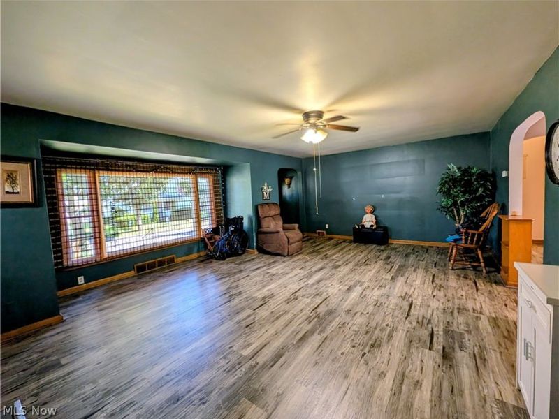 311 Liberty St W, Ashland, OH 44805 Photo 11