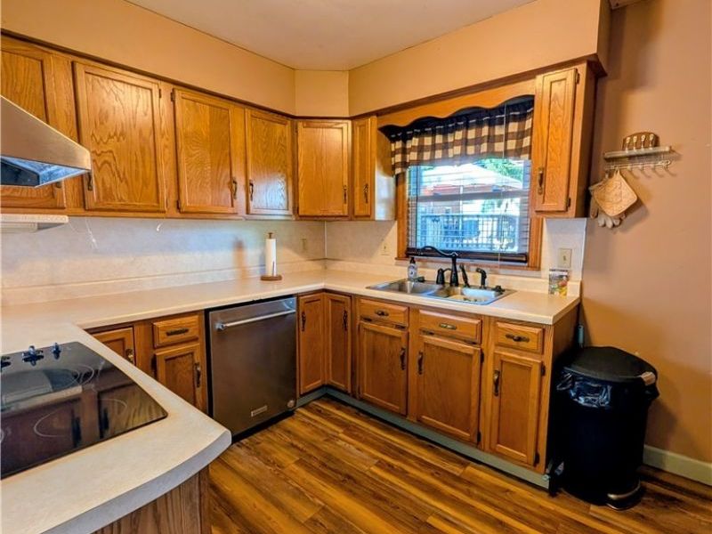 311 Liberty St W, Ashland, OH 44805 Photo 7