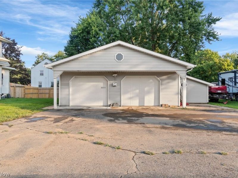 3323 Cleveland Avenue S, Canton, OH 44707 Photo 25