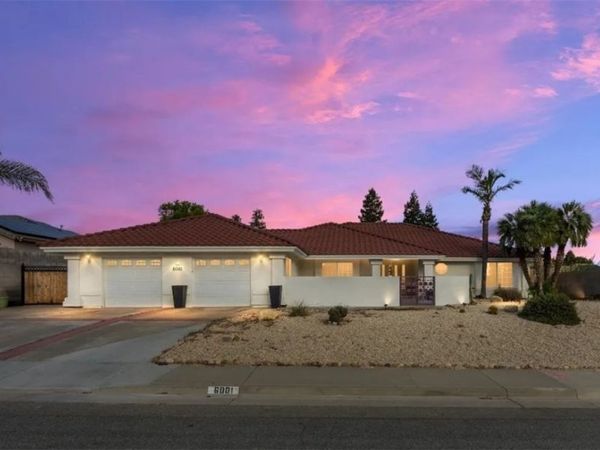 6001 Friedson Court, Bakersfield, CA 93306