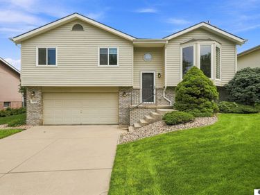 5200 S 80th Street, Lincoln, NE 68516