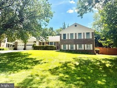 8857 GLENRIDGE COURT, VIENNA, VA 22182
