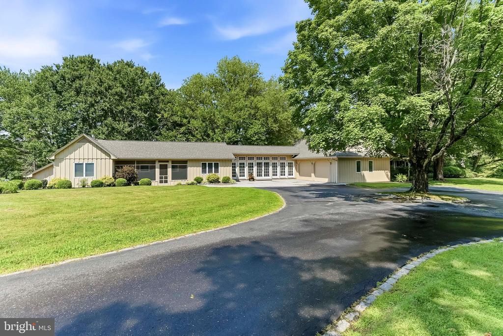 387 RING ROAD , CHADDS FORD, PA 19317