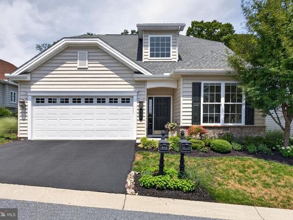 430 VALOR DRIVE, LITITZ, PA 17543