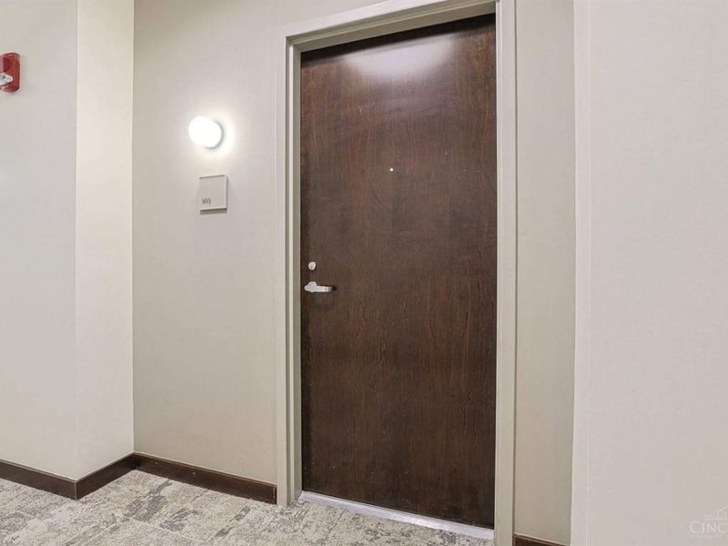 400 Pike Street, Cincinnati, OH 45202 Photo 3