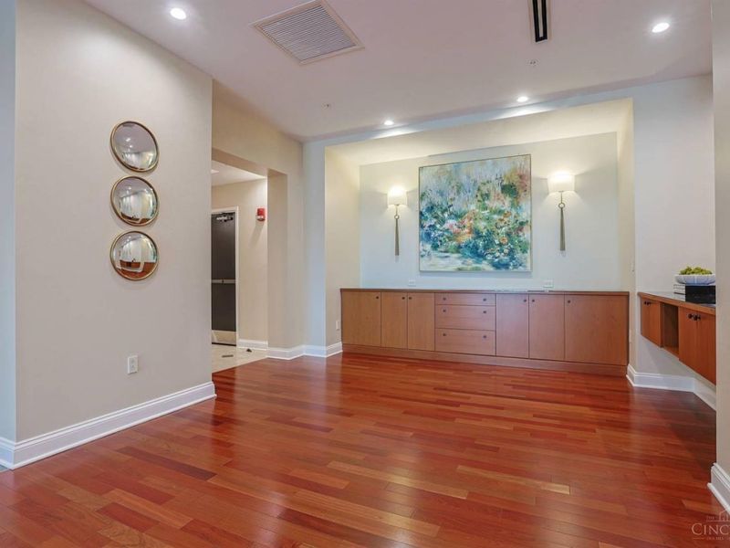 400 Pike Street, Cincinnati, OH 45202 Photo 42