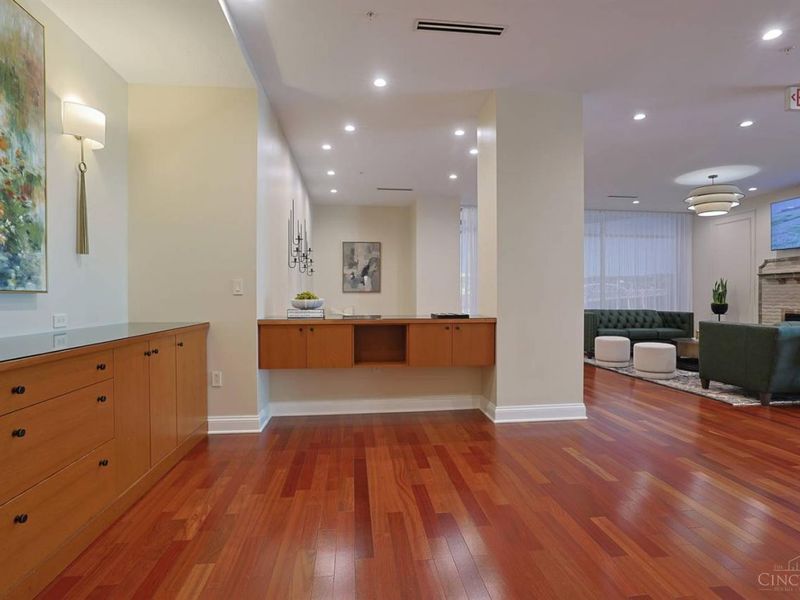 400 Pike Street, Cincinnati, OH 45202 Photo 43