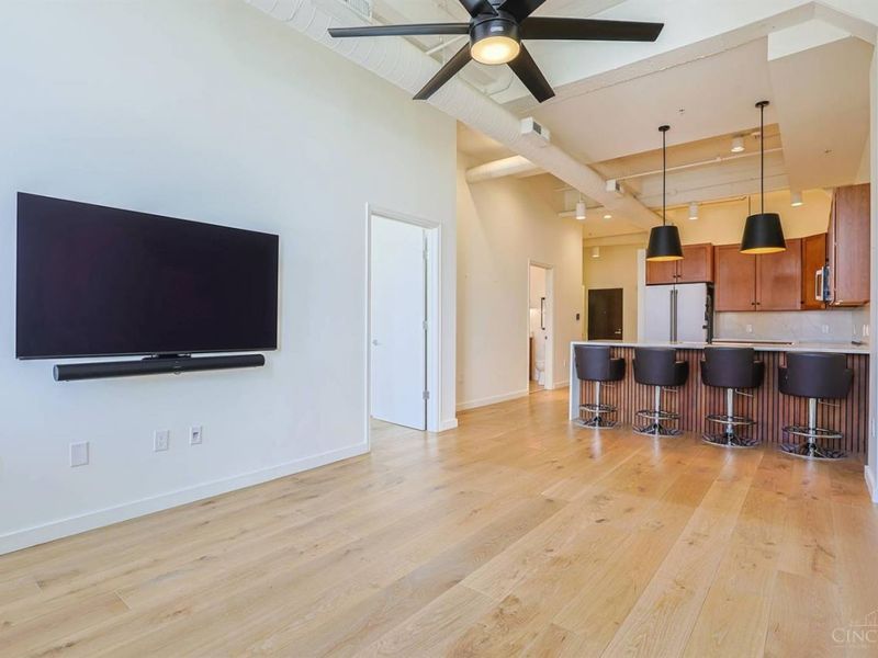 400 Pike Street, Cincinnati, OH 45202 Photo 7