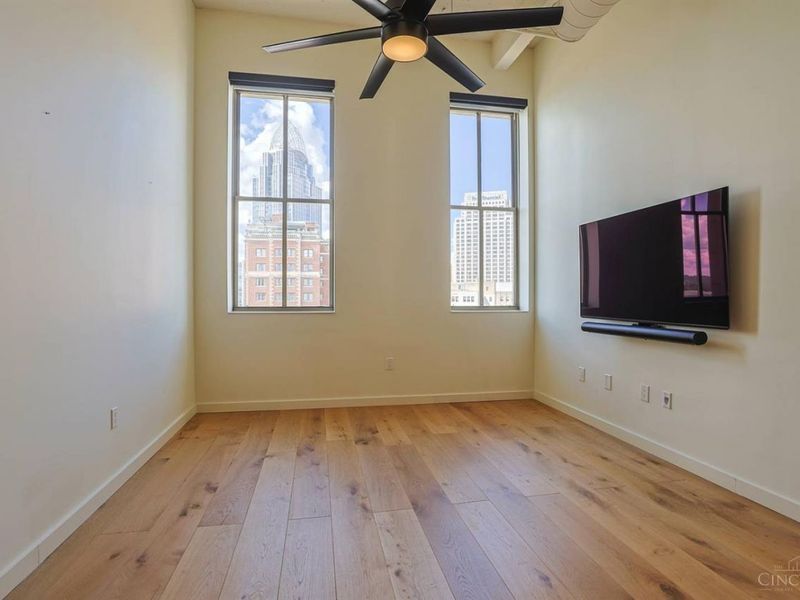 400 Pike Street, Cincinnati, OH 45202 Photo 8