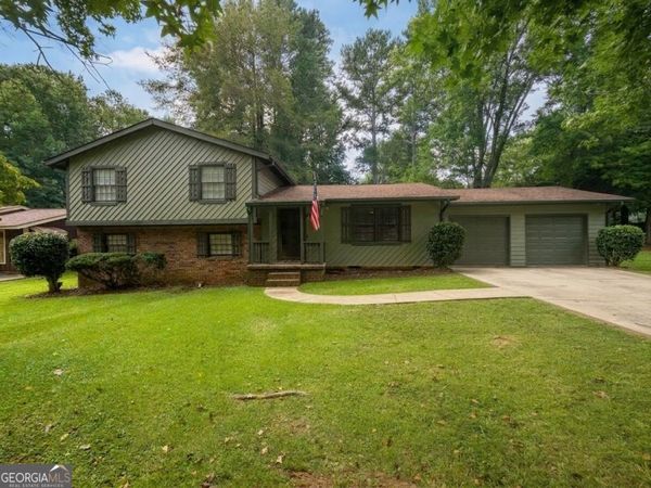 1 Logwood Lane, Newnan, GA 30265