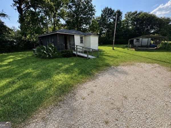 29 2nd Avenue, West Point, GA 31833