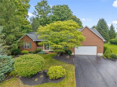 4721 Rushmore Drive, Syracuse, NY 13215