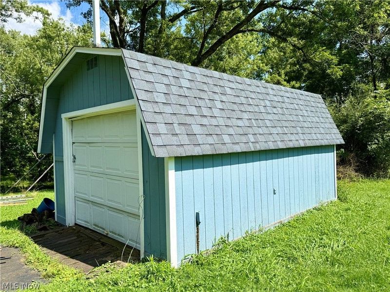 13280 Easton Street NE, Alliance, OH 44601 Photo 13