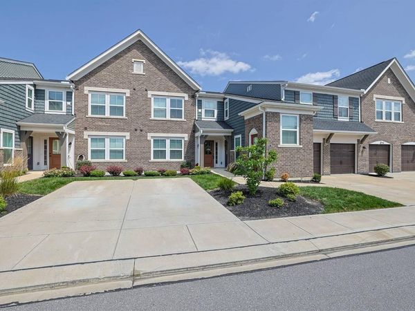 2552 Crosshill Drive, Crescent Springs, KY 41017