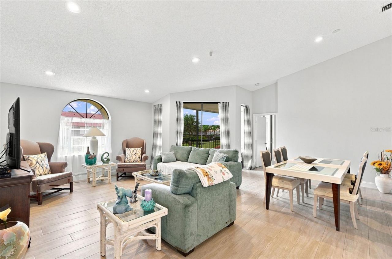 5196 Europa Drive , Unit F, Boynton Beach, FL 33437 Photo