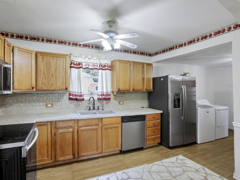 1862 Harrisburg Pike, Grove City, OH 43123 Photo 10
