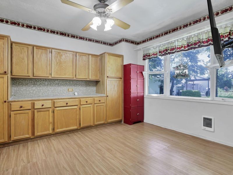 1862 Harrisburg Pike, Grove City, OH 43123 Photo 12