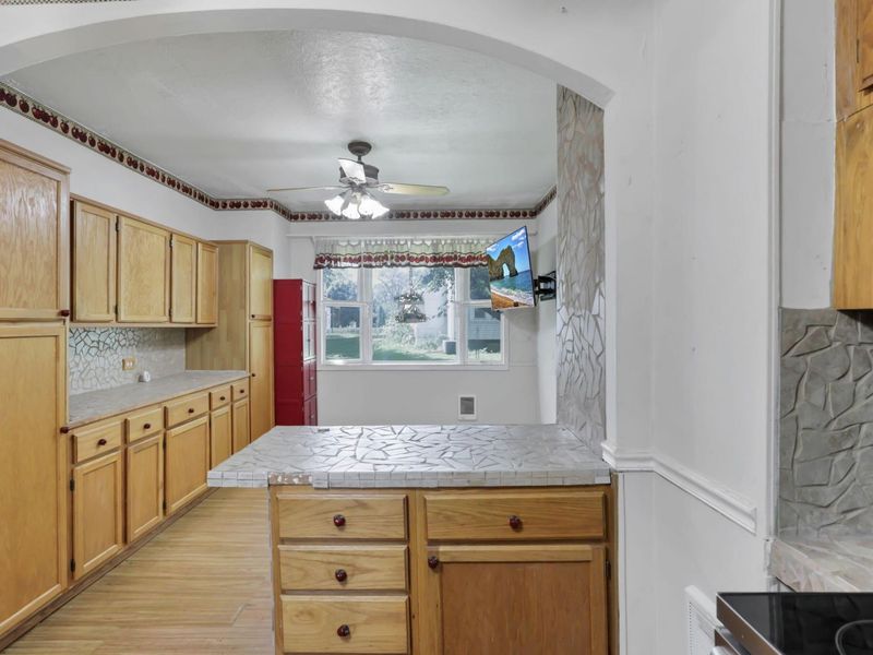 1862 Harrisburg Pike, Grove City, OH 43123 Photo 18
