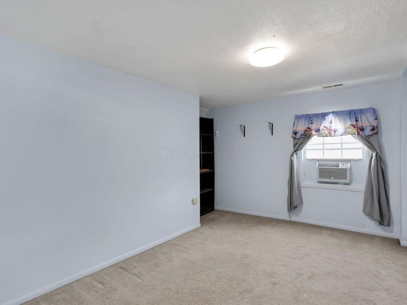 1862 Harrisburg Pike, Grove City, OH 43123 Photo 28