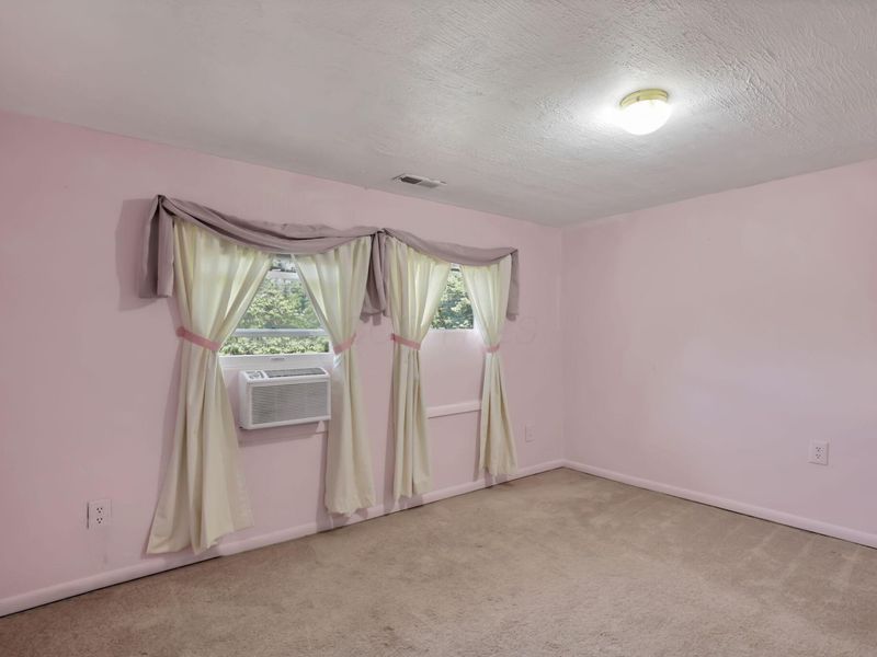 1862 Harrisburg Pike, Grove City, OH 43123 Photo 32