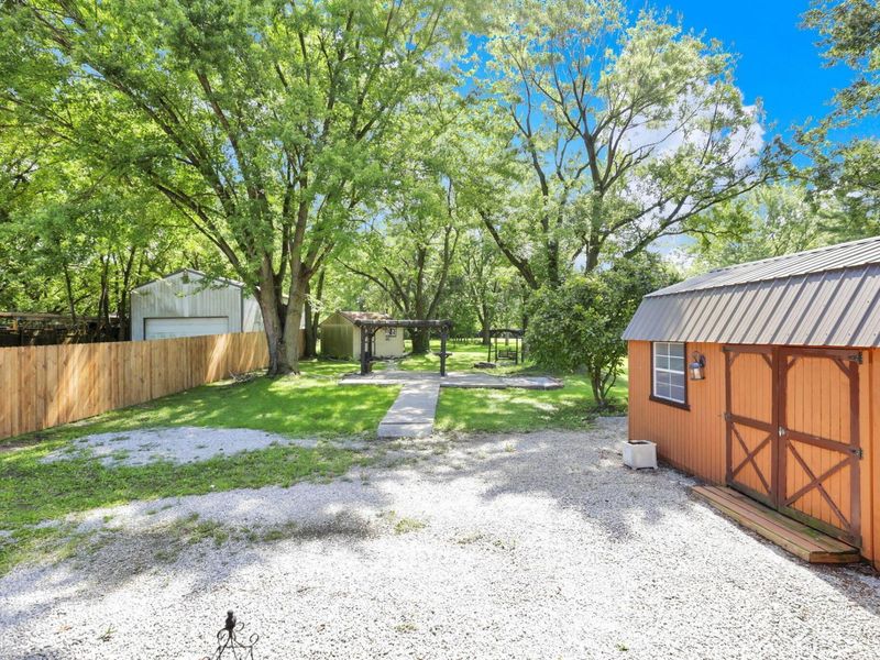 1862 Harrisburg Pike, Grove City, OH 43123 Photo 37