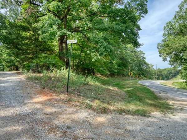 Windsong Lane , Eureka Springs, AR 72631
