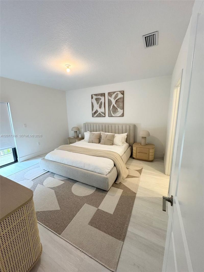 4867 NW 84th Ave, Doral, FL 33166 Photo