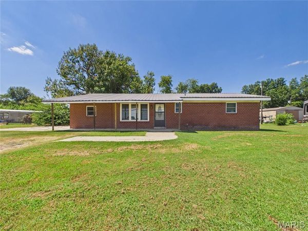 39389 County Road 233 , Malden, MO 63863