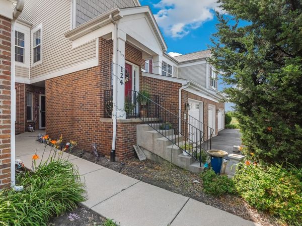 124 Andrew Taras Court , Unit 2D, Joliet, IL 60435