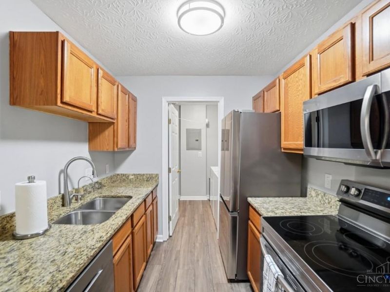 7331 Chatham Court, Unit B, West Chester, OH 45069 Photo 21