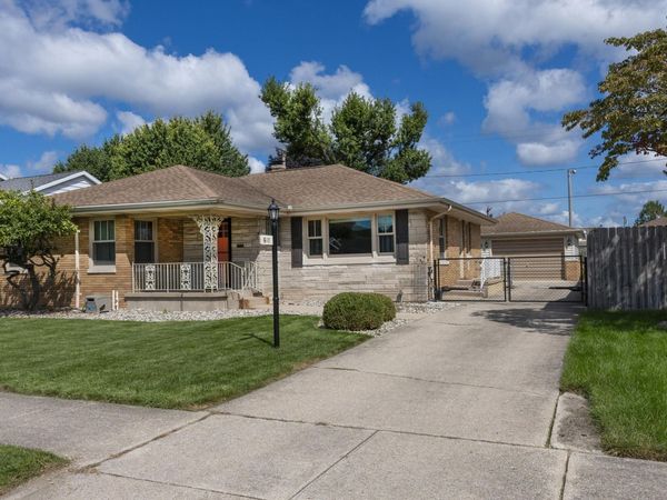 610 W 11TH Street, Mishawaka, IN 46544