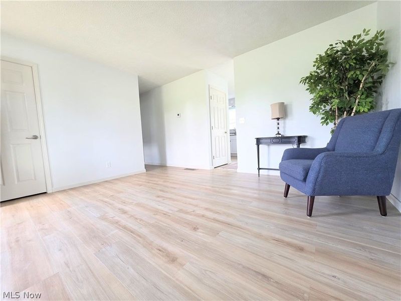 801 Heather Place, Belpre, OH 45714 Photo 5