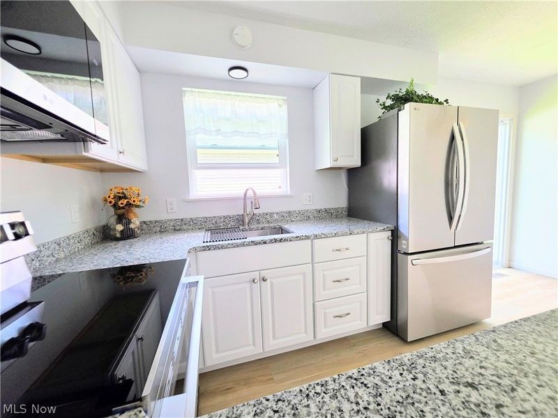 801 Heather Place, Belpre, OH 45714 Photo 8