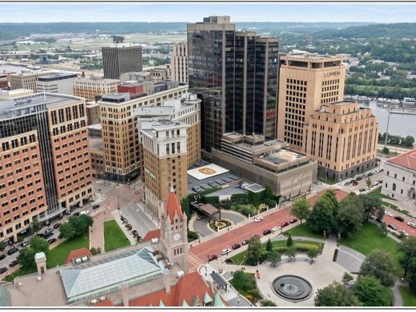 350 Saint Peter Street, Unit 1205, Saint Paul, MN 55102