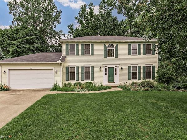 350 Branford Lane , Richmond Heights, OH 44143