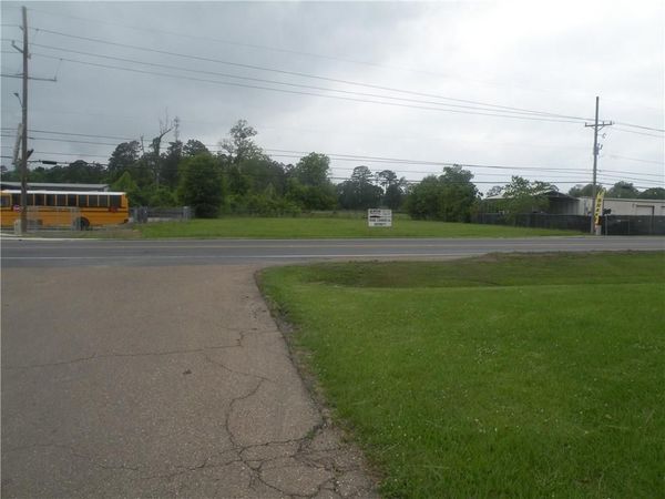 LA 43 Highway , Albany, LA 70711
