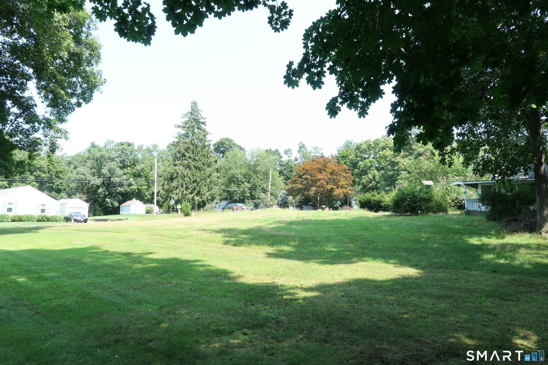 31 Middle, Guilford, CT 06437 Main Photo