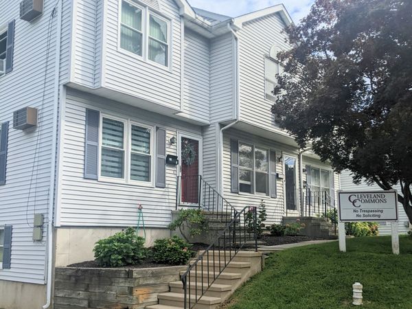 29 Cleveland, Unit 5, Danbury, CT 06810