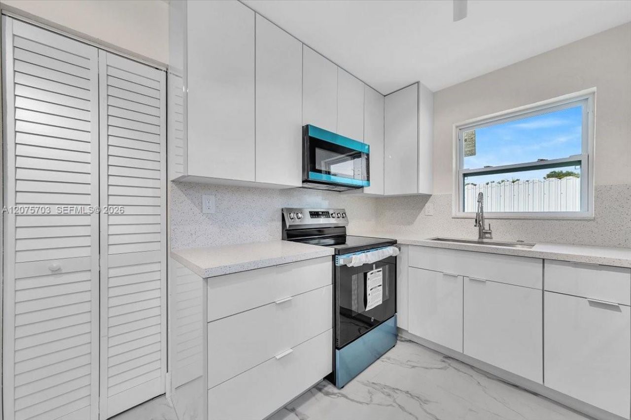 1125 NW 27th Ave , Fort Lauderdale, FL 33311 Photo